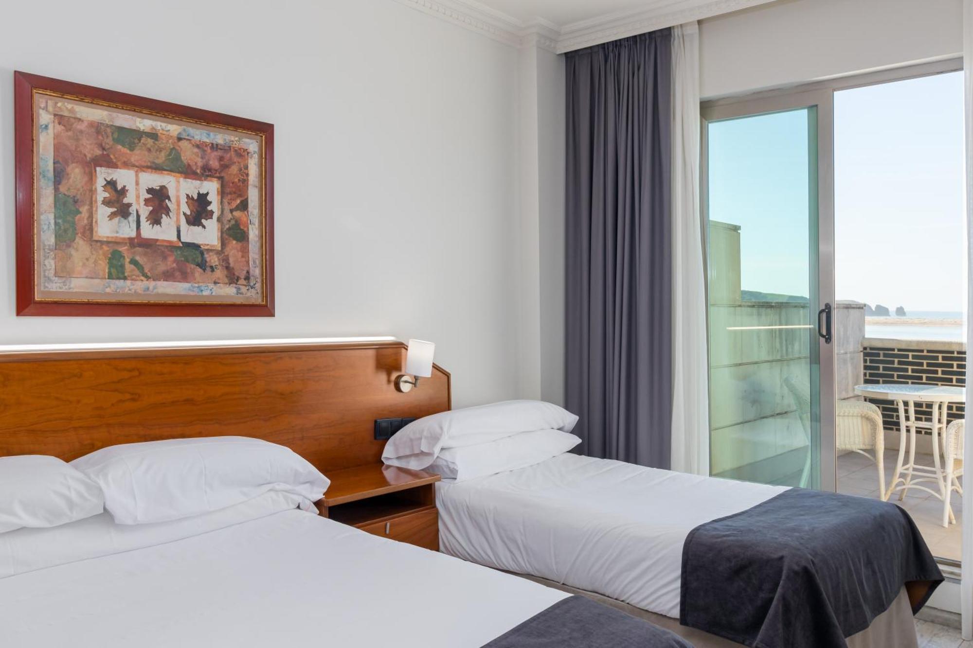 Hotel Milagros Golf Mogro Εξωτερικό φωτογραφία