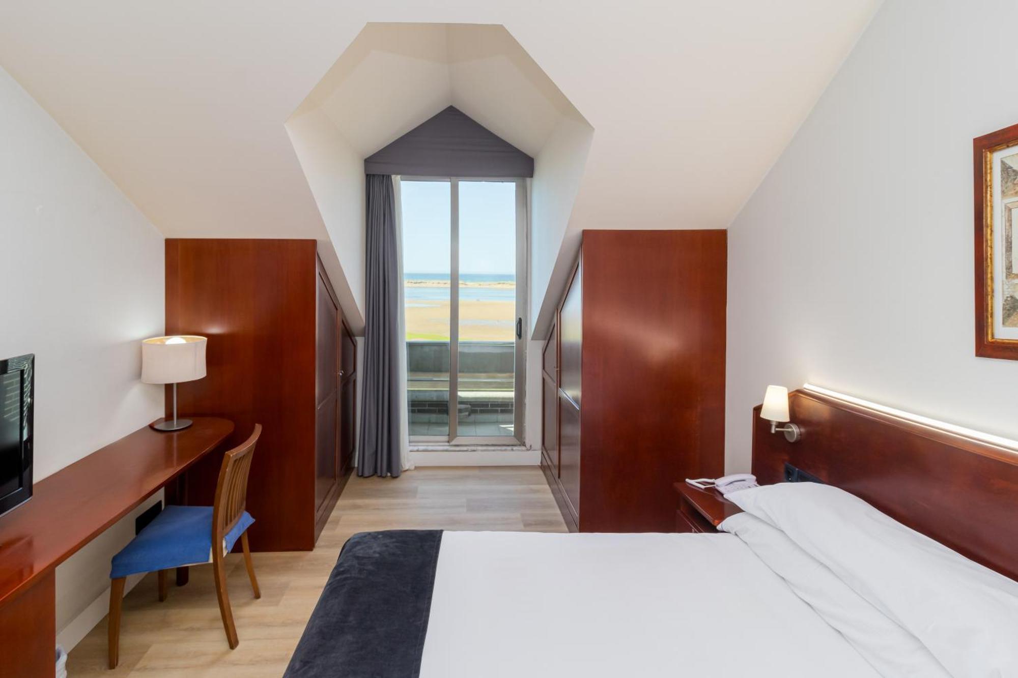Hotel Milagros Golf Mogro Εξωτερικό φωτογραφία