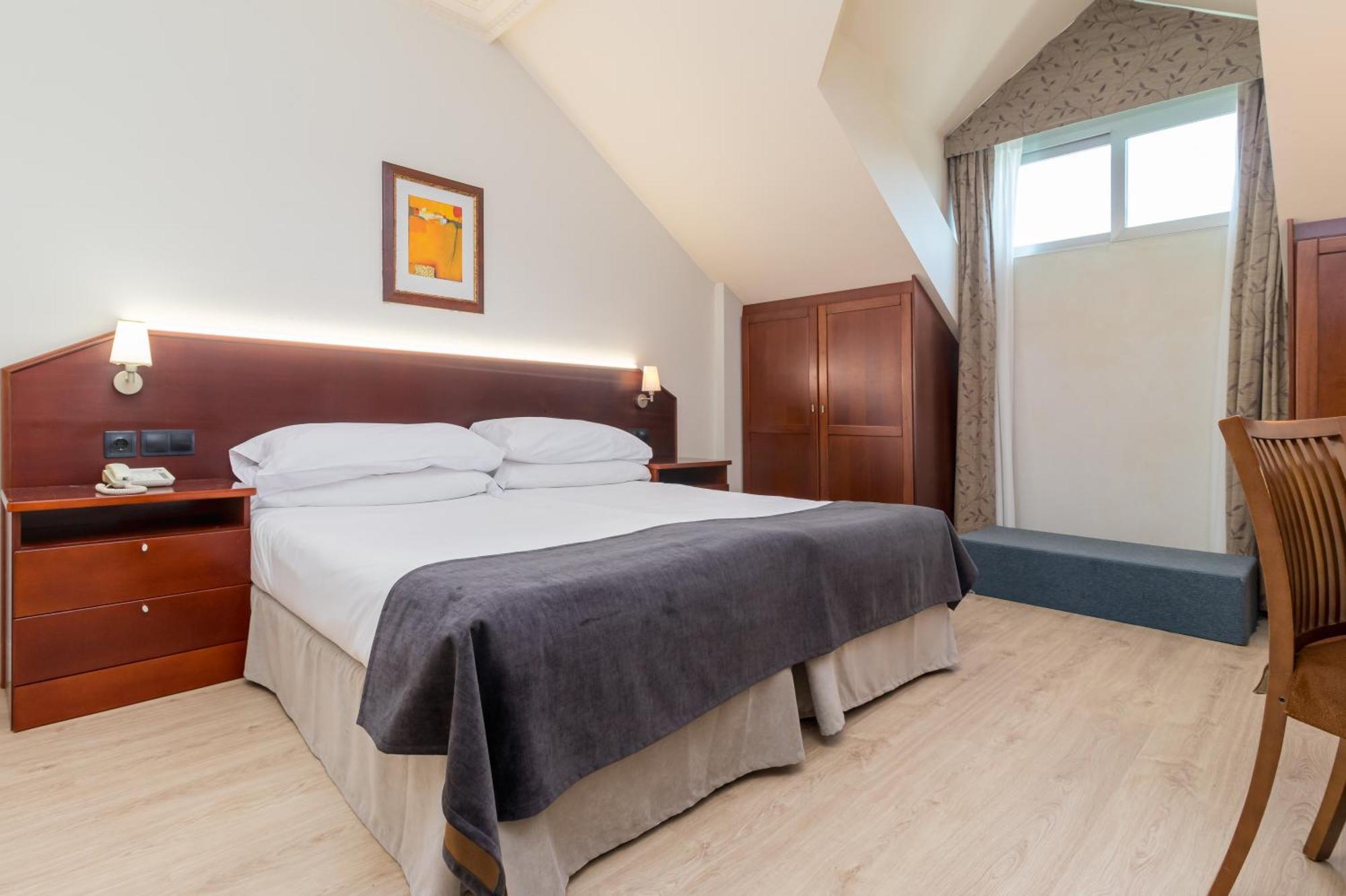 Hotel Milagros Golf Mogro Εξωτερικό φωτογραφία