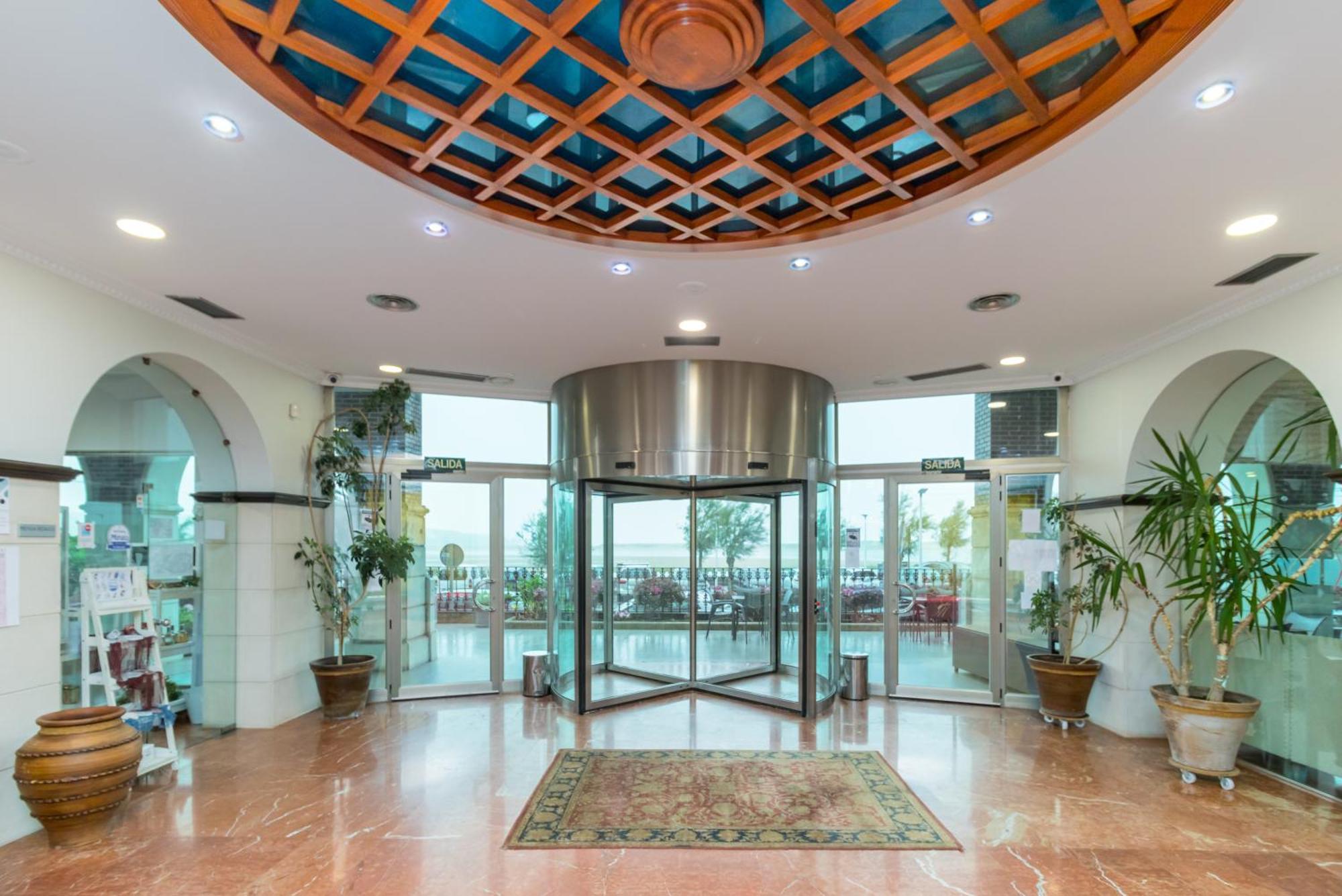Hotel Milagros Golf Mogro Εξωτερικό φωτογραφία